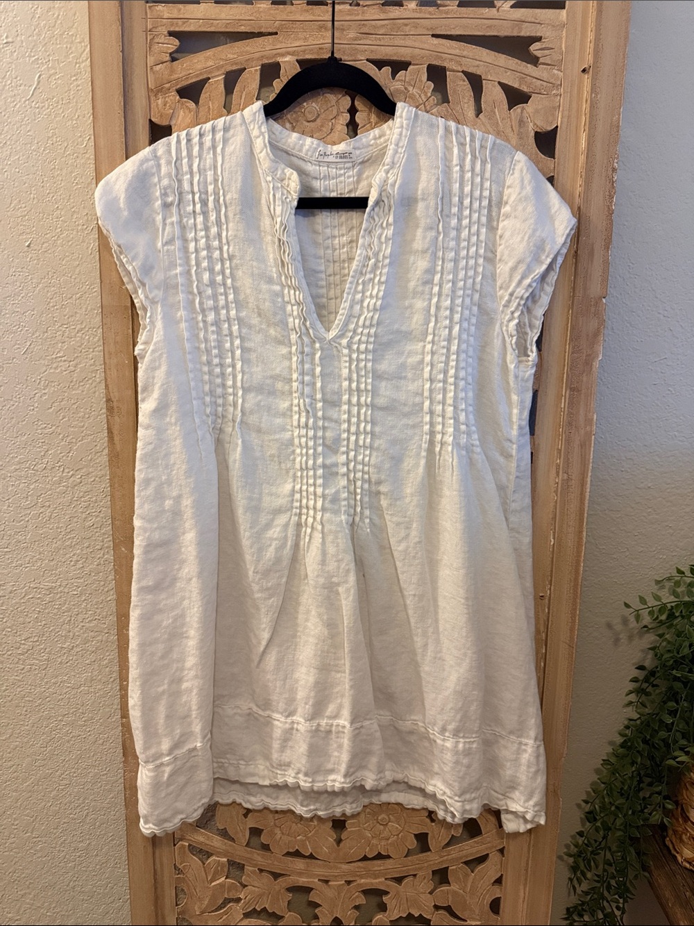 Free People White Pintuck V-Neck Linen Tunic